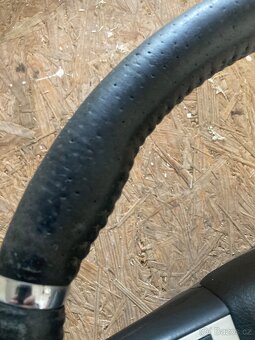 Chrysler 300c SRT volant - 7