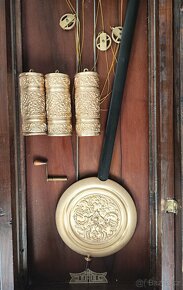 luxusní bohatě vyřezávané a zdobené třízávažové hodiny - 7