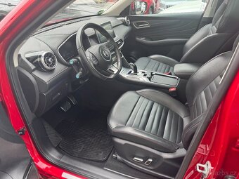 MG EHS PHEV Luxury 1.5 190kW AUT. 75tkm Panorama Kam 360° - 7