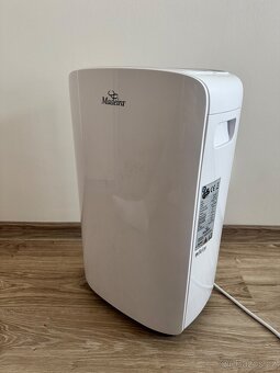 Odvlhčovač vzduchu Madeira YDO-10D/3 - 7