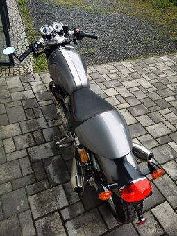 Triumph Thruxton 1200 R - 7