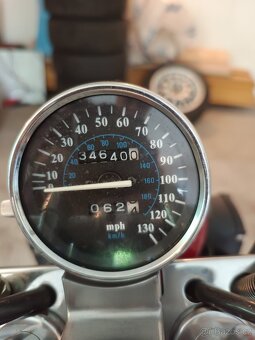 Suzuki Intruder 800 - 7