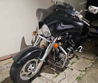 Suzuki Intruder 1500 VLC - 7