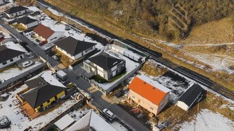 Prodej moderní patrový rodinný dům, 683 m2, Kralupy nad Vlt - 7