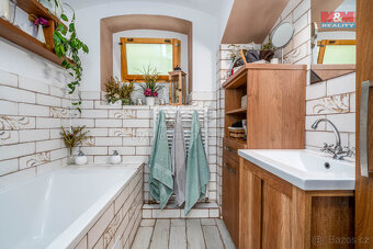 Prodej rodinného domu, 323 m², Břehoryje - 7