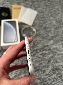 iPhone XR White 128GB - 7