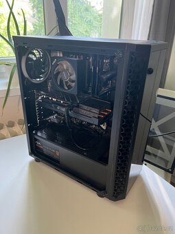 Herní PC - AMD Ryzen 7 3700X, RX 5600 XT, 16GB RAM, SSD 512G - 7