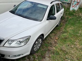 PRODEJ AUTOMOBILU ŠKODA OCTAVIA SPZ 8B5 9021 - 7