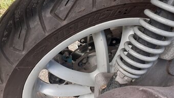 Piaggio Beverly 250 - 7