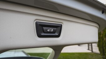 BMW 330e touring xdrive - 7