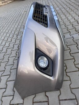 Přední nárazník na Toyotu Hilux Revo 2017 - 7