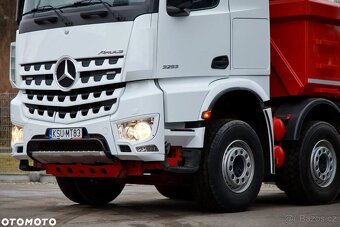 Mercedes-Benz Arocs 3253 8x4 - 7