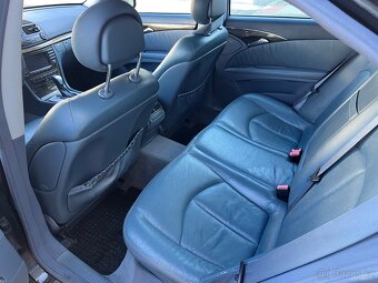 Prodám Mercedes W211 E220CDI Avangarde rok 2005 - 7