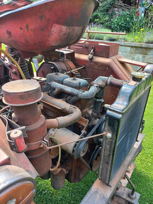 Traktor RS 09 se žací lištou, všerobem a sečkou - 7