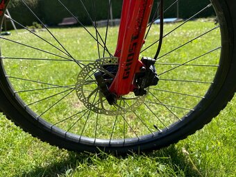 Prodám dětské MTB GHOST Powerkid 24 disc black/red/gray - 7