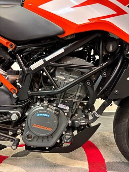 KTM 125 Duke - 7