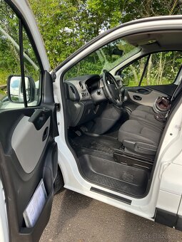 Renault Trafic 2.0 dci - 7