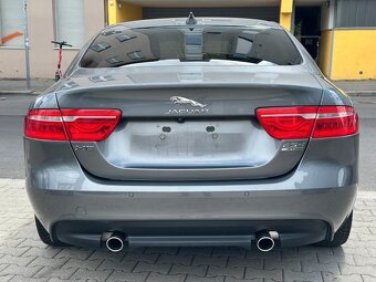 Jaguar XE Prestige AWD 2.0D mod 2020 - 7