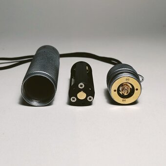 Motorola LED Lenser V2, Kapesní svítilna - 7