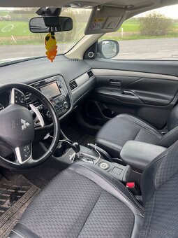 Mitsubishi Outlander 3 2015 2.2d 110kw 7mist 4x4 automat kam - 7