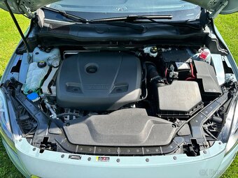 Volvo V40 T3 CROSS COUNTRY - 7