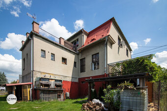 Rodinný dům s restaurací o výměře 507 m2 v obci Lískovec - 7