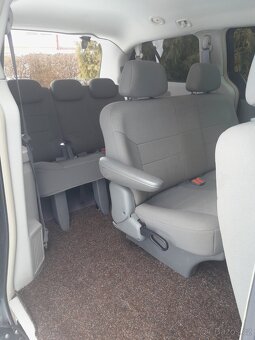 Chrysler Grand Voyager Town & Country 3,3 - 7