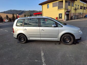 Volkswagen Touran 2.0 Tdi 100Kw - 7