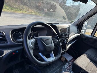 Iveco Daily 3,0Mjet 180k 35S18 - Plachta + Hydraulické Čelo - 7