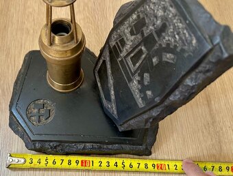 Stará soška těžítko plaketa HORNICKÉ SBĚRATELSKÝ KOUSEK - 7