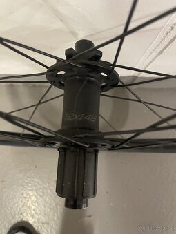 Zapletená kola Specialized - 7