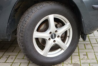 Toyota Rav4 2.2D 100kW, 4x4, SUV, Manual - 7