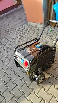 Elektrocentrála ZNK7110V - 7