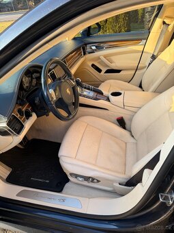 Porsche panamera 4.8i 4S(4x4) - 7