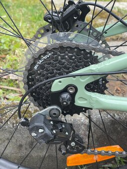 Dětské kolo 24, Commencal Ramones 24 od 130cm, Shimano Deore - 7