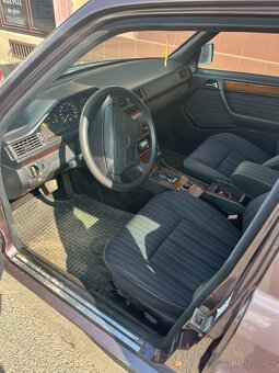 Mercedes Benz w124 e220 110kw kombi - 7