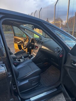 Ford S-MAX - 7
