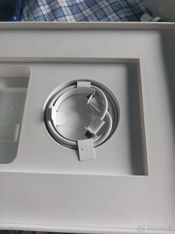 Apple iPad 10.9 2022 - 7