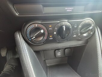 Mazda2 - 7