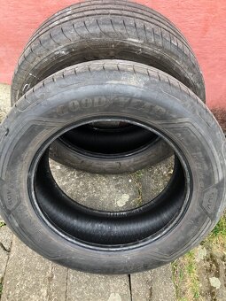 Prodej pneu 6 mm 235/60 R 18 - 7