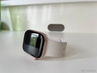 Prodám párkrát použité Apple Watch Series 10 42mm rose gold - 7