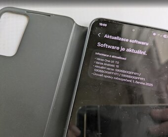 Samsung Galaxy S22+ v perfektním stavu - 7