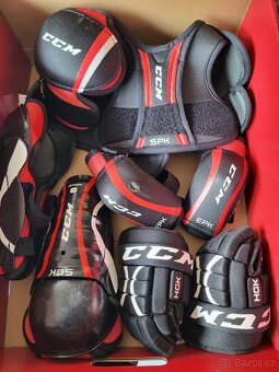 Startovací hokejová výzbroj CCM - 7