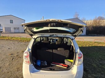 Toyota Corolla Verso 2.2 D-4D, 110KW, 7 míst, automat. - 7