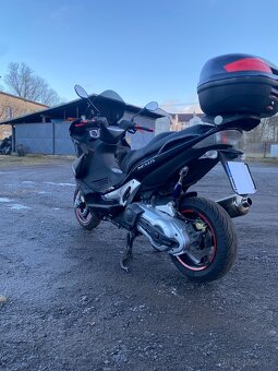 Gilera Nexus 500 ie - 7