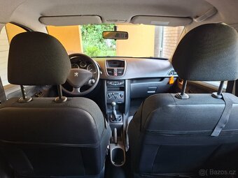 Peugeot 207 - 7