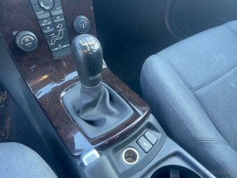 VOLVO S40 2.0D 98KW 1 majitel - na splátky pro všechny - 7