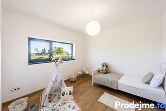 Prodej rodinného domu 4+kk, 150 m2 - Strachotice - 7