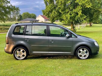 ►► VOLKSWAGEN TOURAN 2.0 TDI • NOVÁ STK ◄◄ - 7