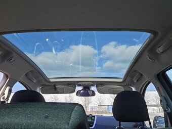 Peugeot 207sw 1.6Hdi 82kW 2010 - 7